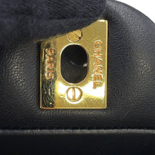 Load image into Gallery viewer, CHANEL Classic Matelasse Double Chain Shoulder Bag BlackA01113-Y01295-94305 Lambskin Size 23

