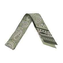 Load image into Gallery viewer, HERMES Twilly 《Cheval de Coeur Bandana》 Roden/Khaki/CreamH064259S 01 Silk100%
