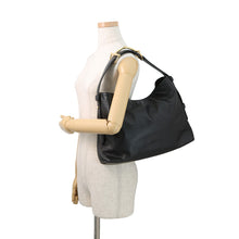 Load image into Gallery viewer, GUCCI Beatrix Tote Bag Black?850926 Leather Size Medium
