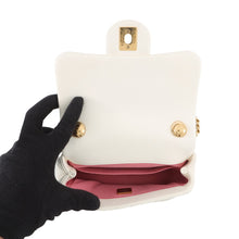 将图像加载到图库查看器中，CHANEL Mini Matelasse Handle WhiteAS3450 Calf Leather
