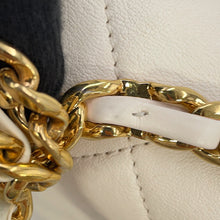 将图像加载到图库查看器中，CHANEL Mini Matelasse Handle WhiteAS3450 Calf Leather
