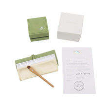 Load image into Gallery viewer, Van Cleef &amp; Arpels Sweet Papillon BraceletVCARF69000 18K Yellow Gold
