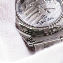 将图像加载到图库查看器中，SEIKO Grand SEIKO Heritage Collection W41mm TI White DialSBGA211
