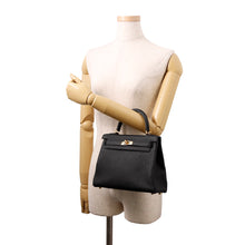 Load image into Gallery viewer, HERMES Kelly Retourne Black Togo Leather Size 25

