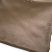 Load image into Gallery viewer, HERMES Sack Aline Etoupe Swift Leather Size Mini
