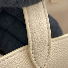 Load image into Gallery viewer, CELINE Cabas Anais Cuil Triomphe Cream121743ENY.01CR Calf Leather Size Mini
