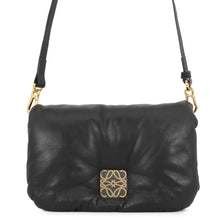 将图像加载到图库查看器中，LOEWE Goya Puffer Bag Shoulder Bag BlackA896W56X01 Shiny Napa Lambskin Size Mini
