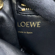 将图像加载到图库查看器中，LOEWE Goya Puffer Bag Shoulder Bag BlackA896W56X01 Shiny Napa Lambskin Size Mini
