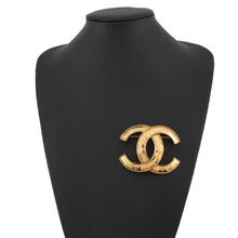 Load image into Gallery viewer, CHANEL CC Logo Brooch Gold Gold Plated
