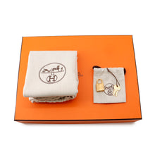 Load image into Gallery viewer, HERMES Picotin Lock Caban Taurillon Clemence Size PM
