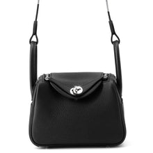 将图像加载到图库查看器中，HERMES Lindy Black Taurillon Clemence Size Mini
