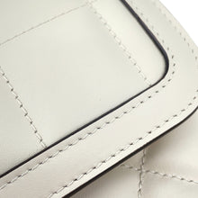 将图像加载到图库查看器中，GUCCI Decorated Chain Shoulder Bag White850524 Leather
