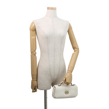 将图像加载到图库查看器中，GUCCI GG Milano Top Handle Chain Shoulder Bag White806017 Leather
