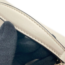 将图像加载到图库查看器中，GUCCI GG Milano Top Handle Chain Shoulder Bag White806017 Leather
