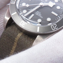 将图像加载到图库查看器中，TUDOR Black Bay 58 W39mm SV925 Fabric Taupe Grey Dial79010SG
