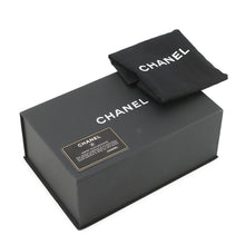 将图像加载到图库查看器中，CHANEL Mini Matelasse Black Lambskin

