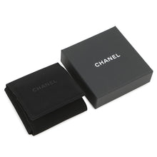 将图像加载到图库查看器中，CHANEL Rhinestone CC Logo Brooch Champagne Gold Metal Rhinestone
