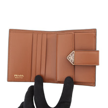 将图像加载到图库查看器中，PRADA City Calf Tab Bifold Wallet Brown1MV204 2CNP F0046 Leather
