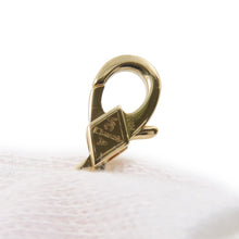 Load image into Gallery viewer, Van Cleef &amp; Arpels Vintage Alhambra PendantVCARA45900 18K Yellow Gold
