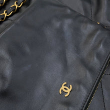 Load image into Gallery viewer, CHANEL Chanel22 Handbag BlackAS3261-B19059-94305 Shiny Calf Leather Size Medium
