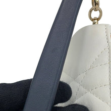 将图像加载到图库查看器中，Dior Macrocanage Vibe Hobo White/NavyS7200ONOA_M933 Lambskin Size micro
