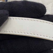 将图像加载到图库查看器中，Dior Macrocanage Vibe Hobo White/NavyS7200ONOA_M933 Lambskin Size micro
