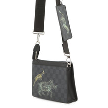 将图像加载到图库查看器中，LOUIS VUITTON Gaston Wearable Wallet NoirN64608 Damier Graphite
