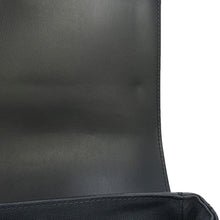 将图像加载到图库查看器中，Ferragamo Messenger bag Black24A311 Leather
