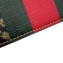 Load image into Gallery viewer, GUCCI Cherie B Clutch Bag Black/Multicolor433665 GG Kaleido Leather
