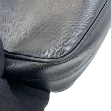 将图像加载到图库查看器中，PRADA Re-Edition 2005 Shoulder Bag Black1BH204_NZV_F0632_V_V2P Saffiano LeatherLeather
