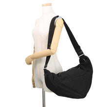 将图像加载到图库查看器中，PRADA Shoulder Bag Black2VY007 Canvas
