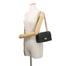 将图像加载到图库查看器中，CHANEL 2.55 Matelasse S Flap Chain Shoulder Bag Black Leather Size 20
