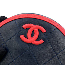 Load image into Gallery viewer, CHANEL Matelasse Round Chain Shoulder Bag Navy/PinkAP0060 Lambskin
