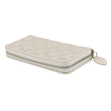 将图像加载到图库查看器中，LOUIS VUITTON Zippy Wallet QuartzM83029 Mahina Reverse
