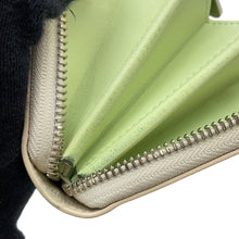 将图像加载到图库查看器中，LOUIS VUITTON Zippy Wallet QuartzM83029 Mahina Reverse
