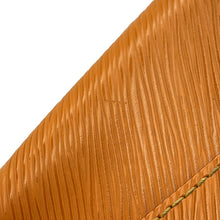 将图像加载到图库查看器中，LOUIS VUITTON Busy NM GoldMielM59459 Epi Leather
