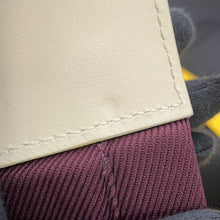 将图像加载到图库查看器中，BURBERRY Astra Messenger Tote Black/Yellow/Bordeaux8046895 Nylon
