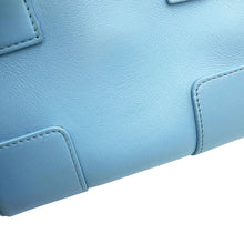 将图像加载到图库查看器中，LOEWE Amazona Shoulder Bag Dusty blueA039N21X01 Calf Leather Size 16
