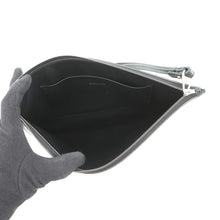 将图像加载到图库查看器中，BALENCIAGA BB Logo Clutch Bag Black717791 Leather

