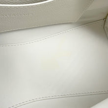 将图像加载到图库查看器中，BALENCIAGA Neo-classic 2-way bag White679231 Leather
