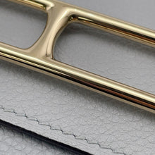 将图像加载到图库查看器中，HERMES Roulis slim Gris Mouette Evercolor
