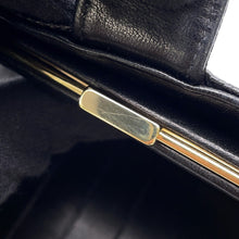 Load image into Gallery viewer, CHANEL CC Logo Kiss Lock Nagai Cloth BlackA13498 Caviar Leather
