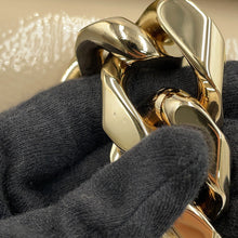 将图像加载到图库查看器中，GUCCI Double G ChainShoulder Bag Ivory795902 Patent Leather
