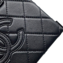 将图像加载到图库查看器中，CHANEL Matelasse Trunk Vanity Chain Shoulder BlackAS3344 Leather
