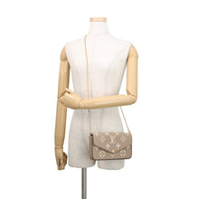 Load image into Gallery viewer, LOUIS VUITTON Felicie Pochette Tourterelle/ClaimM82610 Monogram Empreinte Leather
