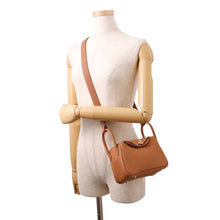 Load image into Gallery viewer, HERMES Lindy Gold Taurillon Clemence Size Mini
