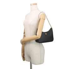 将图像加载到图库查看器中，PRADA Re-Edition 2005 2WAYChainShoulder Bag Black1BH204 Saffiano LeatherLeather
