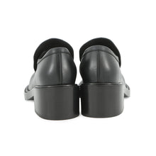 Load image into Gallery viewer, CHANEL CC logo loafersG39602 Leather Size 37 1/2
