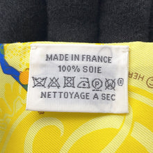 将图像加载到图库查看器中，HERMES Twilly Ex-Libris Les Parisiennes JauneSoufre/Grease Silk100%
