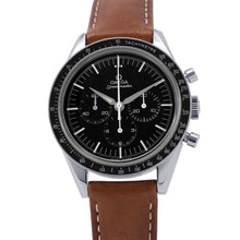 将图像加载到图库查看器中，OMEGA Speedmaster Moonwatch FirstOMEGA InSpace W39.7mm Stainless Steel Leather Black Dial311.32.40.30.01.001
